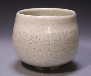 金重素山 作 「粉引茶碗」