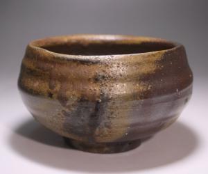 伊勢崎 満 作 「備前茶碗」