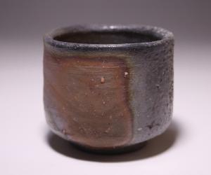 山本陶秀 作 「備前酒呑」
