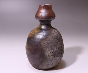浦上善次 作 「備前徳利」