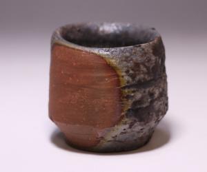 小山末廣 作 「備前窯変ぐい呑」