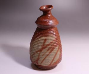 越智富雄 作 「備前緋襷徳利」