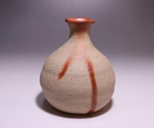 高力芳照 作 「備前火襷小徳利」
