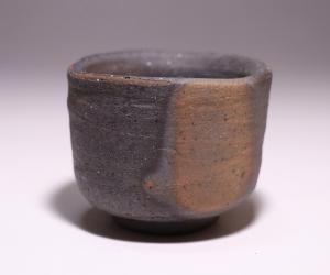 曽我 尭 作 「備前酒呑」