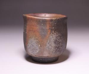 伊勢崎 満 作 「伊部酒呑」