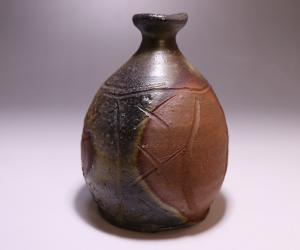金重素山 作 「備前徳利」