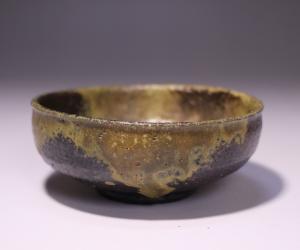 相賀真志郎 作 「伊部酒呑」
