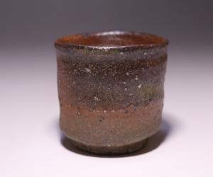 陶工房 斿 (金重 周作) 作 「伊部酒呑」