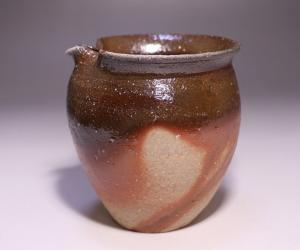 牛垣 渓 作 「片口」