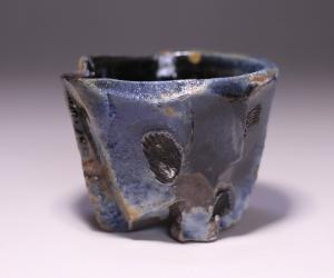 馬場隆志 作 「備前窯変蒼ぐい呑」