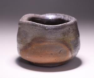 中村 真 作 「備前酒呑」