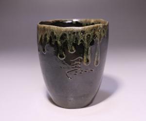 馬場隆志 作 「黒備前湯呑（左馬）」