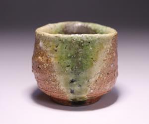 相賀真志郎 作 「信楽酒呑」