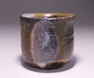 伊勢崎 淳 作 「備前黒酒呑」