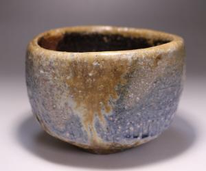 伊勢崎 淳 作 「備前黒茶碗」