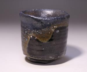 伊勢崎 淳 作 「備前黒酒呑」