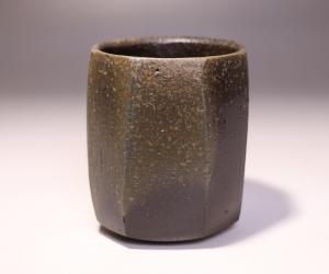 秋谷昌央 作 「黒湯呑」
