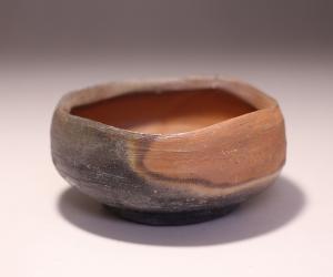 中村 真 作 「備前酒呑」