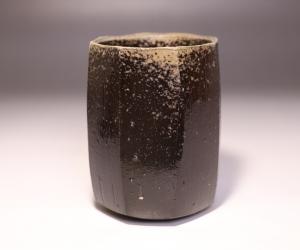 秋谷昌央 作 「黒湯呑」
