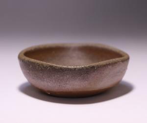 金重道明 作 「伊部四方盃」